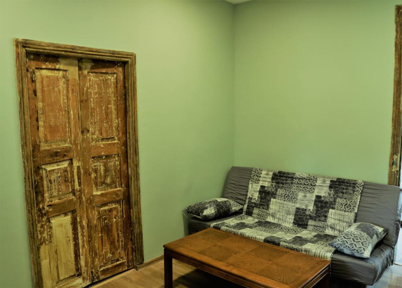 Dilijan Town Inn Bagian luar foto